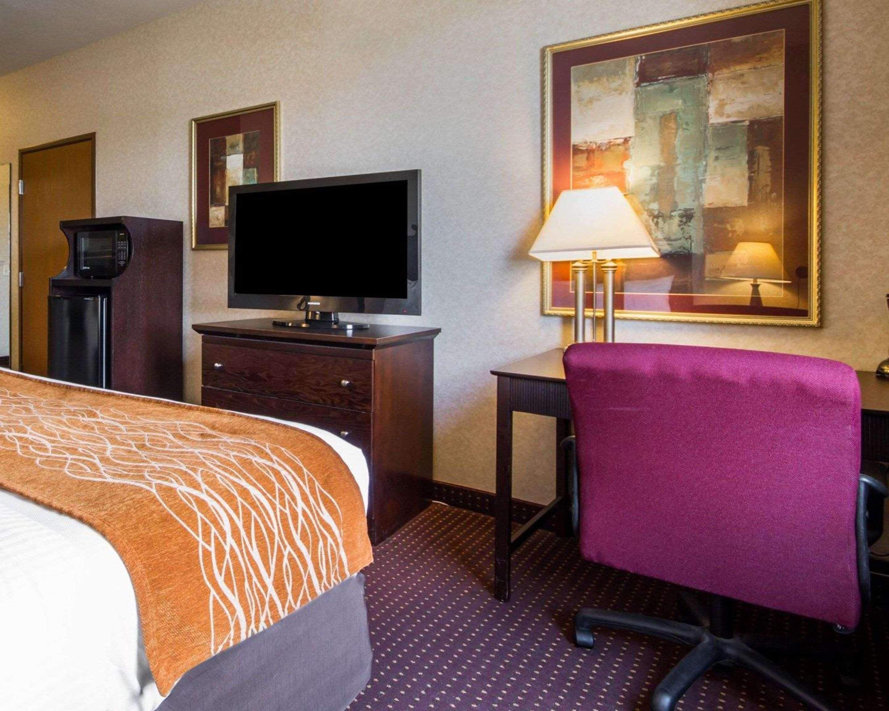 Comfort Inn & Suites Madison North Deforest Ngoại thất bức ảnh