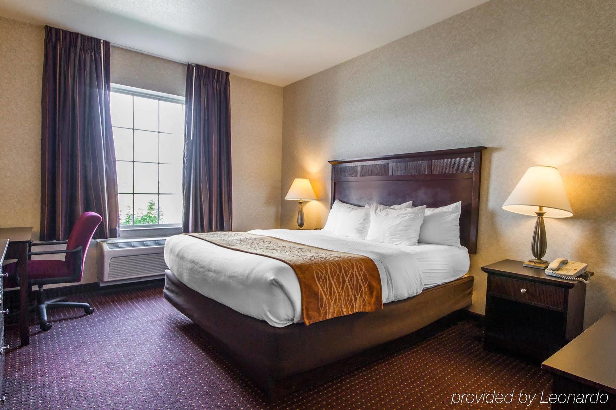 Comfort Inn & Suites Madison North Deforest Ngoại thất bức ảnh